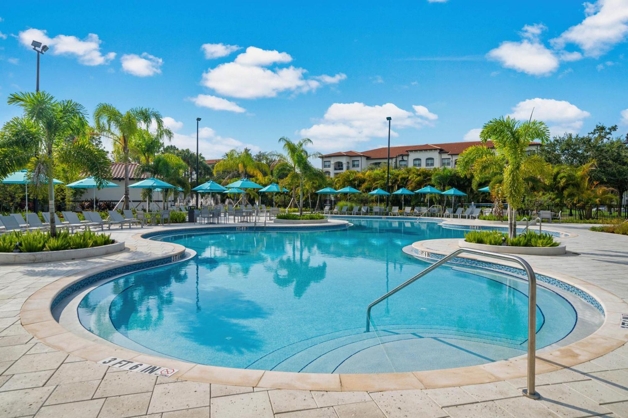 Ground-Floor Condo Next To Vista Cay Clubhouse And Pool! 奥兰多 外观 照片